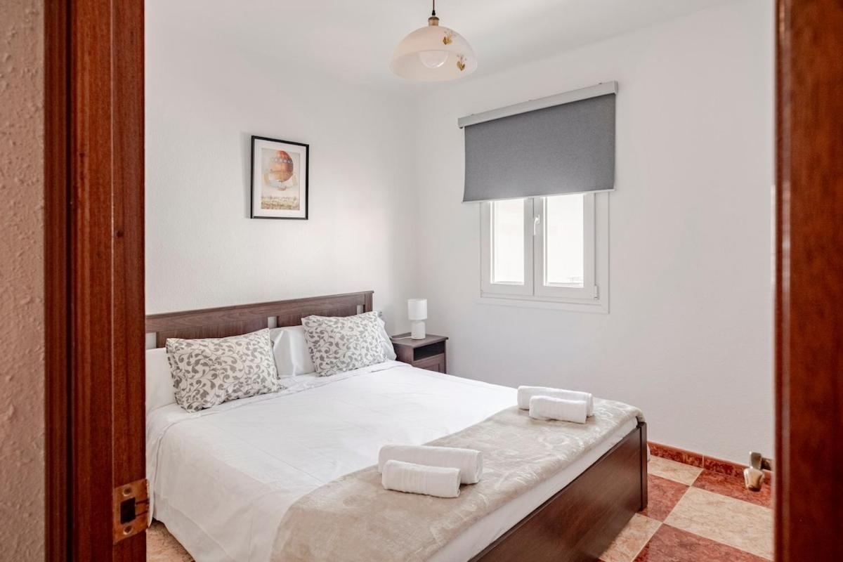 With Work/study Close To Old Town Apartment