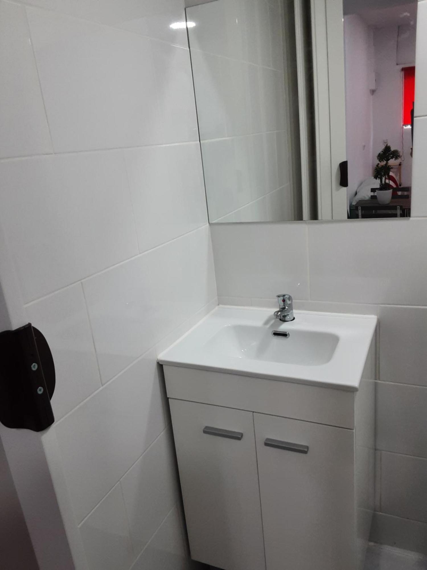 Precioso Moderno Cerca Del Carrefour Rosaleda Apartment
