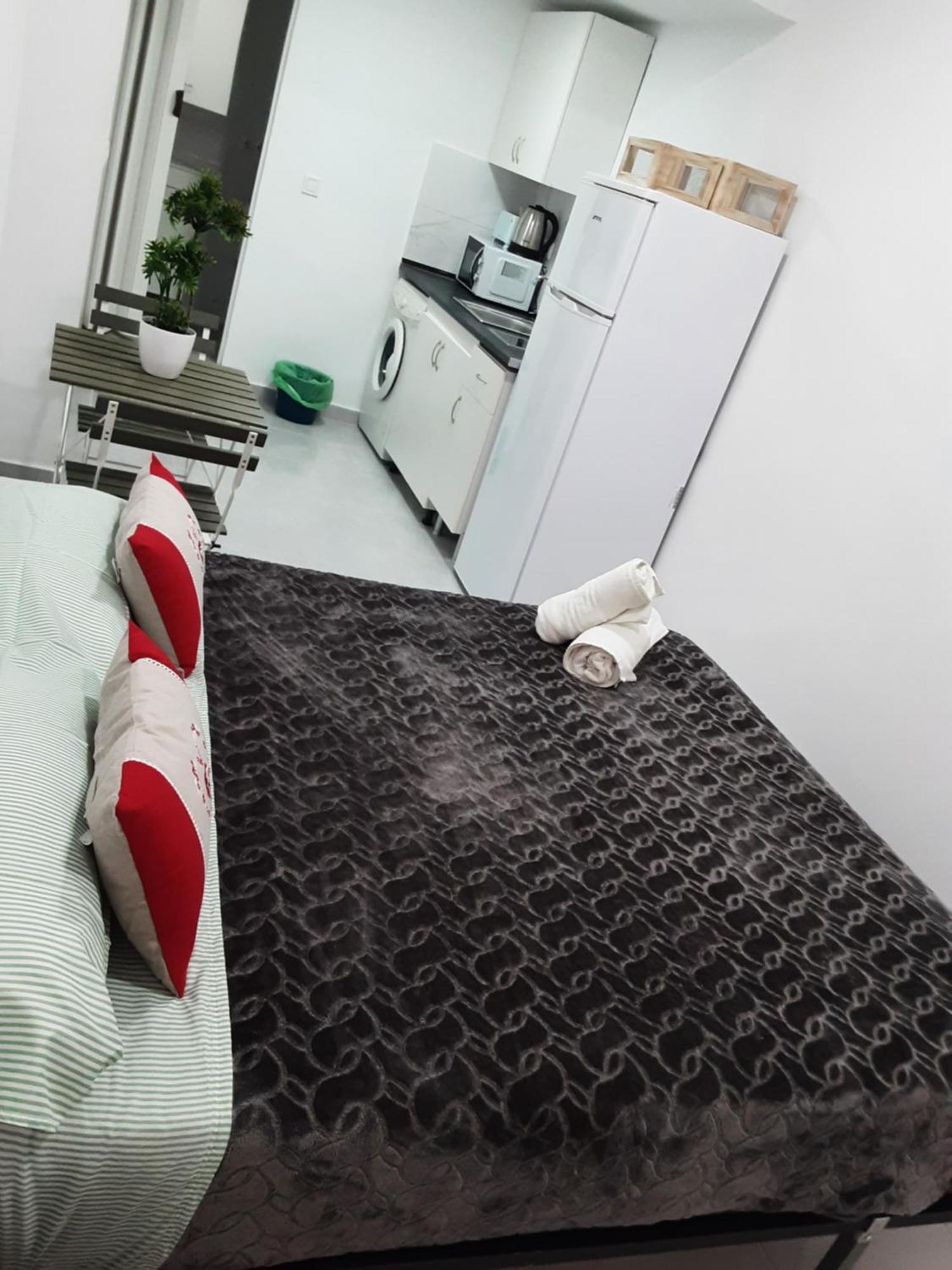 Precioso Moderno Cerca Del Carrefour Rosaleda Apartment