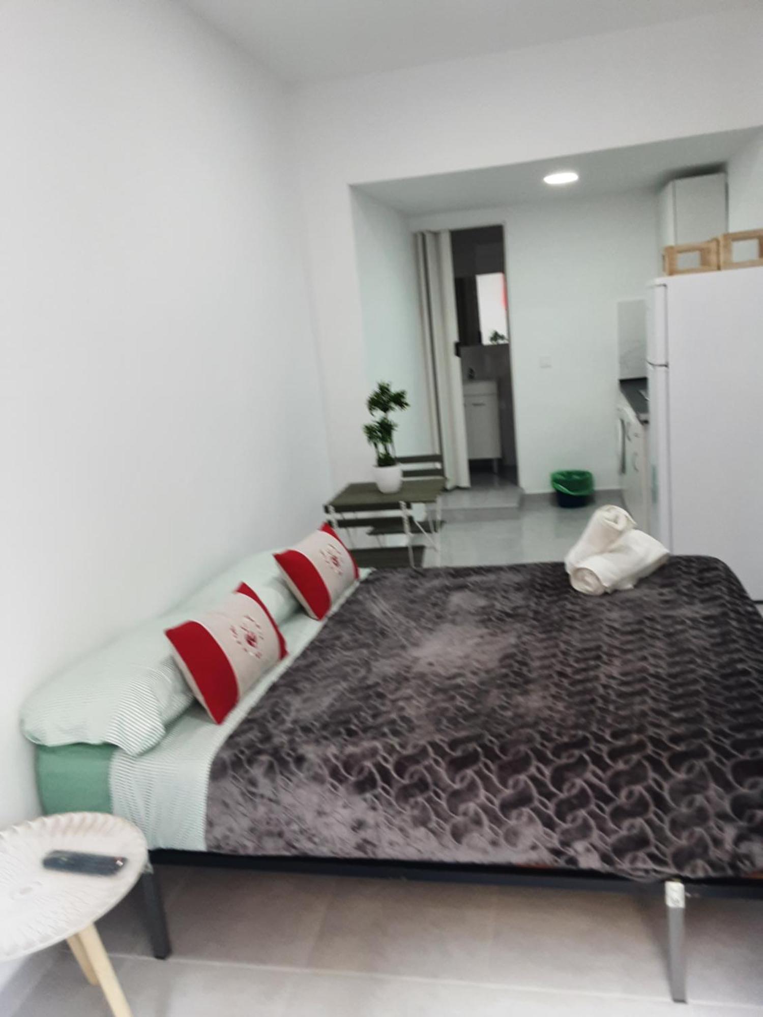 Apartment Precioso Moderno Cerca Del Carrefour Rosaleda Malaga