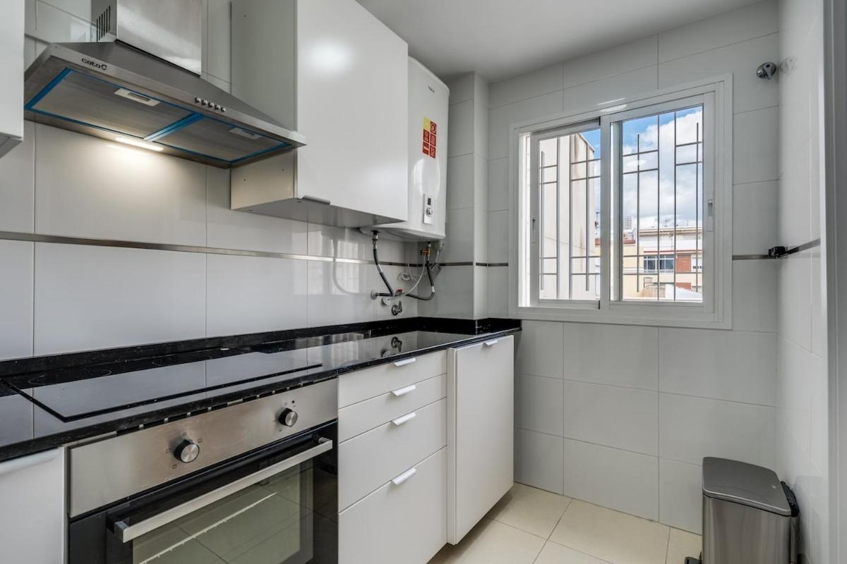 Cute On Calle Juan Herrera In Center Apartment Malaga