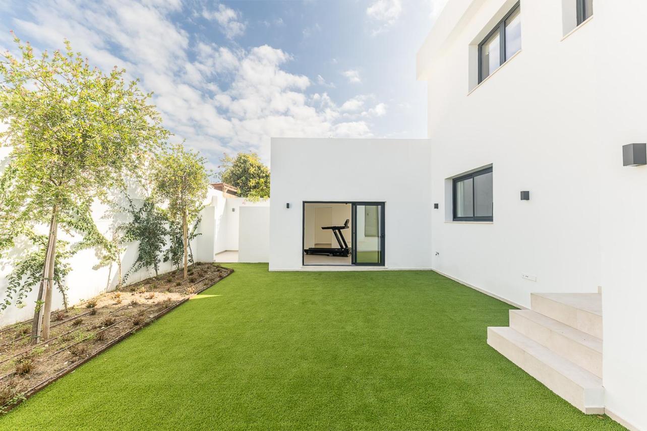 Homeclub Con Piscina Privada En Guadalmar Apartment