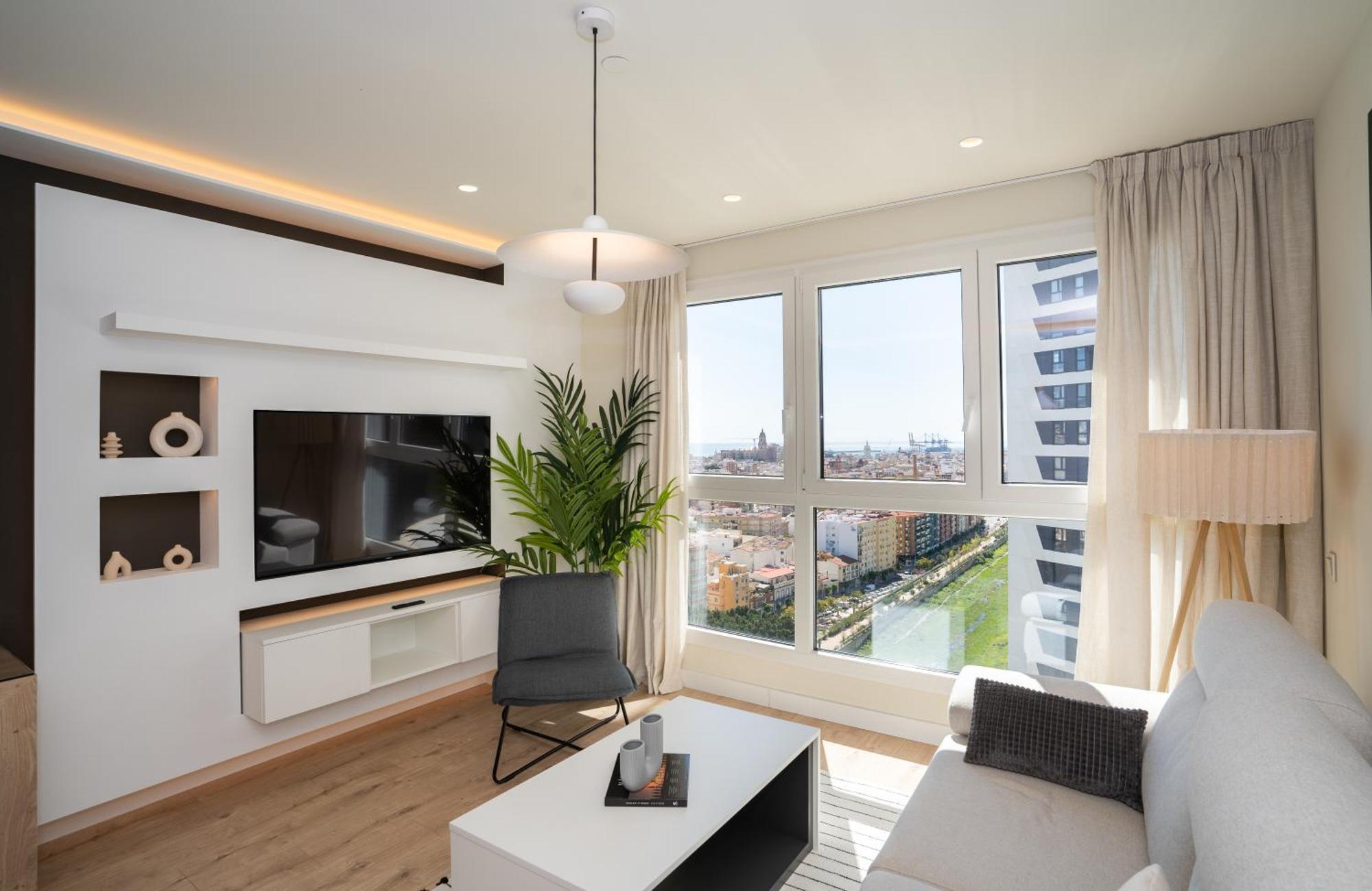 Sky View Design And Relax View With Free Parking Malaga