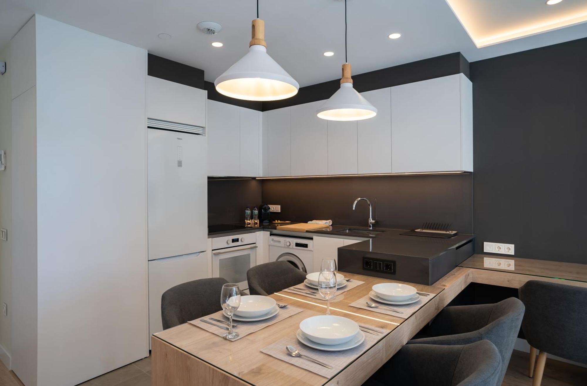 Apartment Sky View Design And Relax View With Free Parking