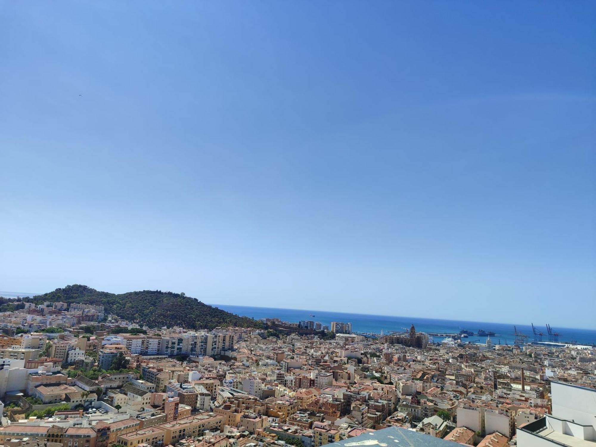 Sky View Design And Relax View With Free Parking Apartment Malaga