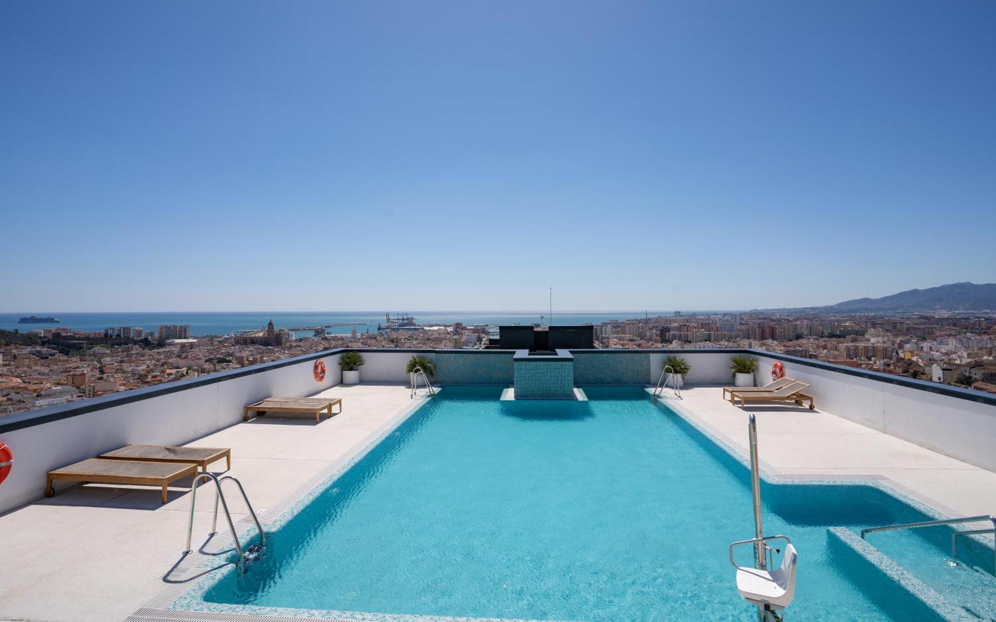 Sky View Design And Relax View With Free Parking Apartment Malaga
