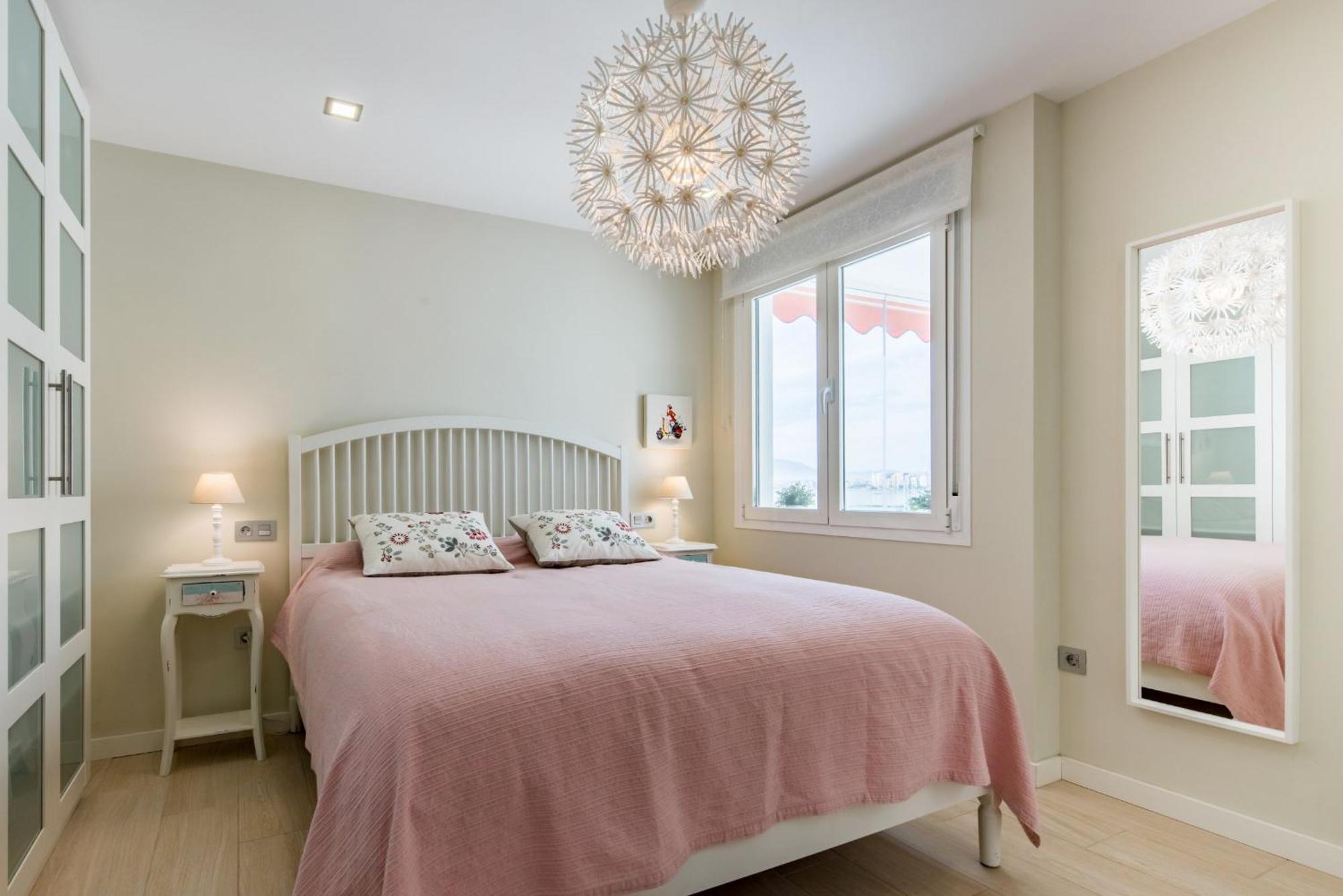 Appartement Sorolla 105, Luxury, Beach, Free Parking, Services, Quite Neighborhood, So Málaga