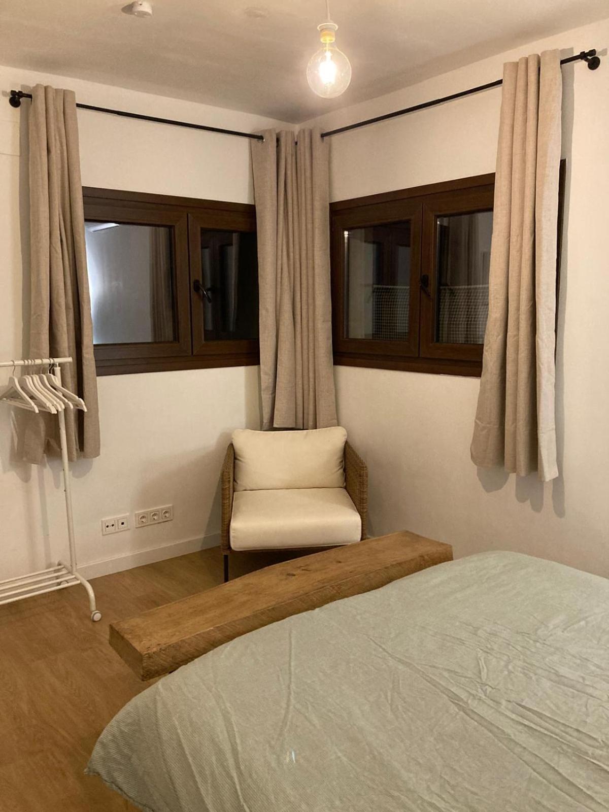 Apartamento Doble Con Bano Grande Privado En Piso Compartido *