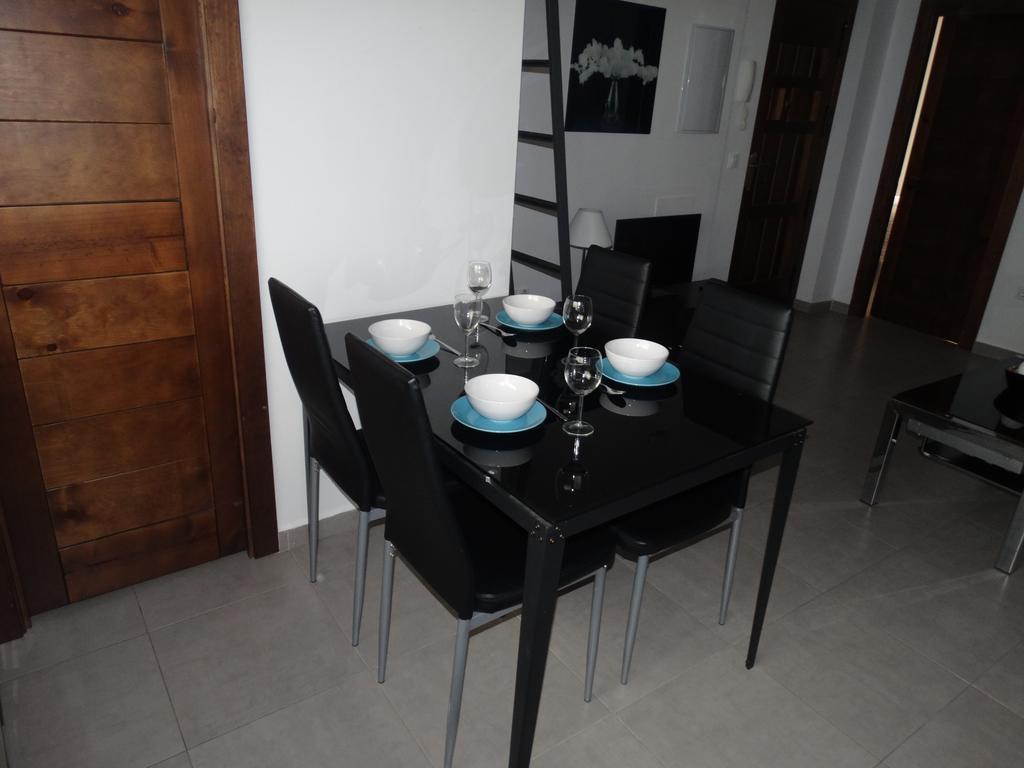 - Nuno Gomez, 24 Apartment Málaga