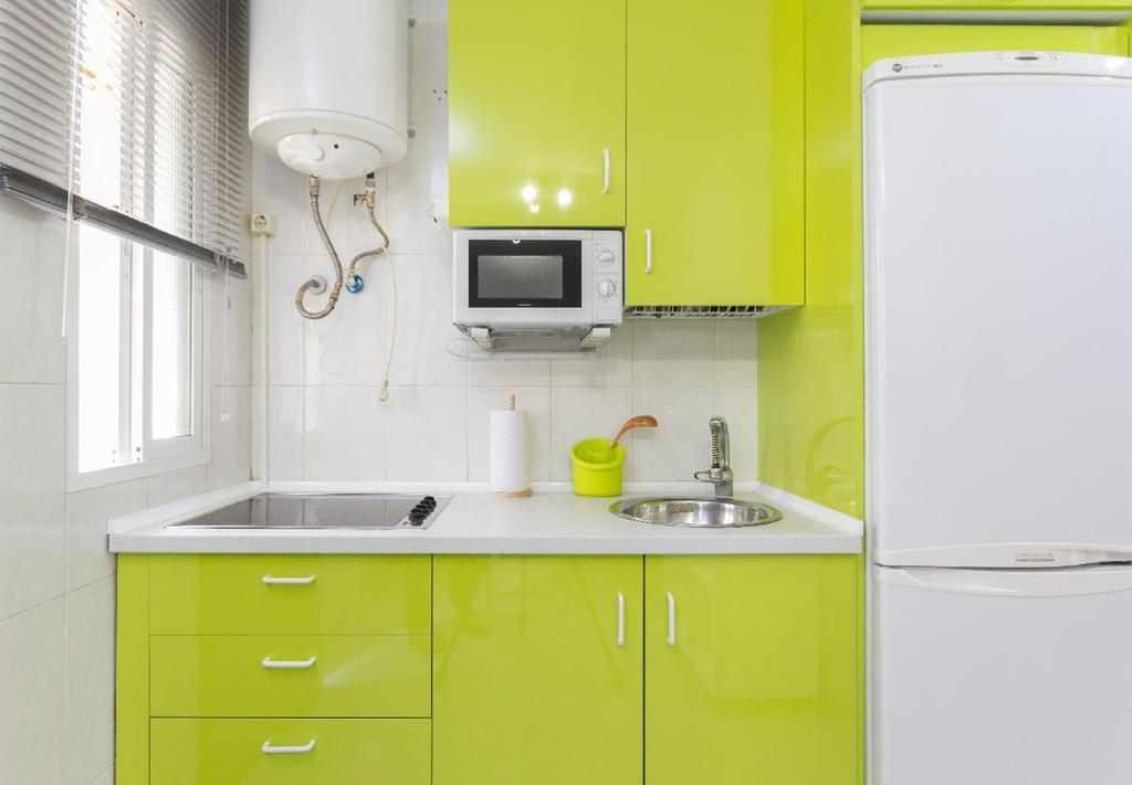 Malagaonbeach 1 - Two Bedrooms - Up To 3 People - 10 Meters Apartment