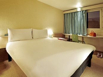 Hotel Ibis Budget Aeropuerto Avenida De Velazquez 2*
