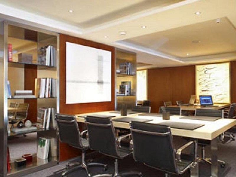 Ac Palacio By Marriott Hotel 4*