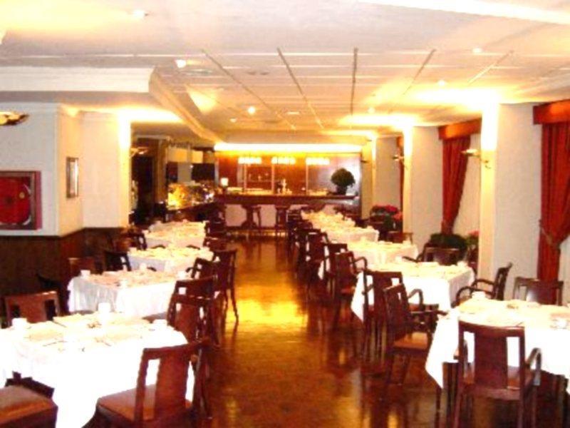 Don Curro Hotel 3*