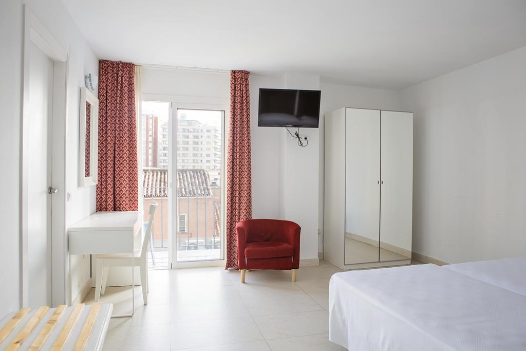 Hotel Eliseos 3*