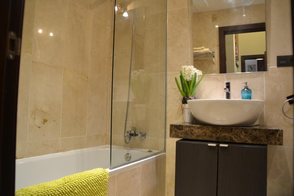 Carreteria Pool Apartamentosmalagamanagement * Malaga