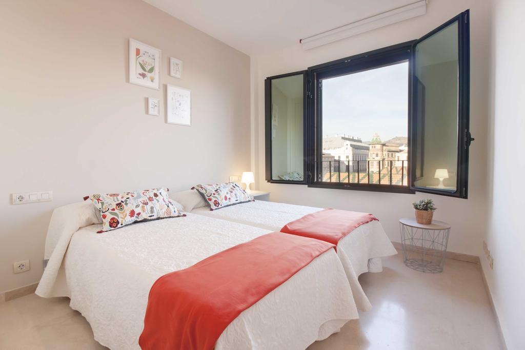 Apartment Center Flat Holidays Atarazanas Market *