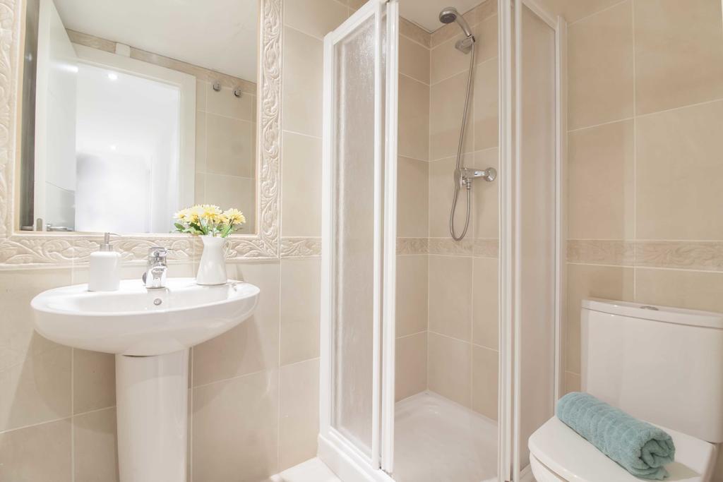 Center Flat Holidays Atarazanas Market Apartment