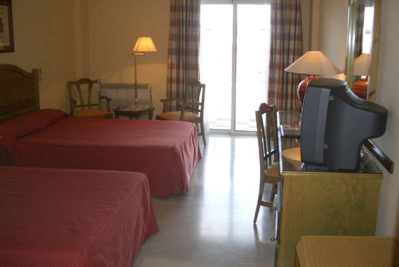 Hotel Sol Guadalmar 4*