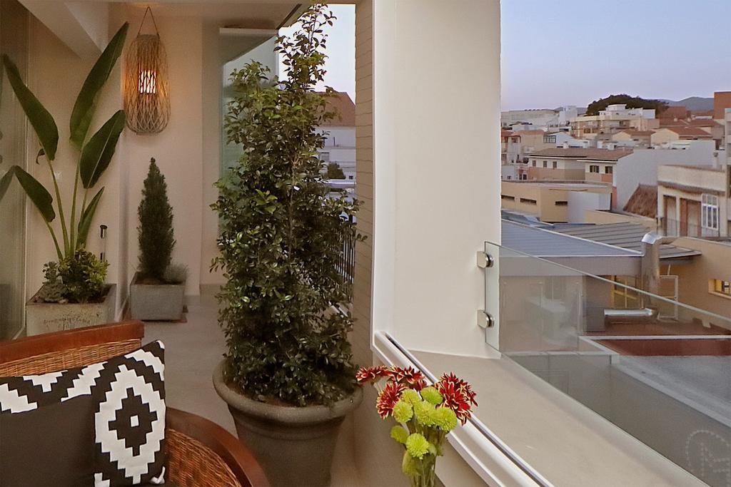 Apartment Luxury Cabaret *