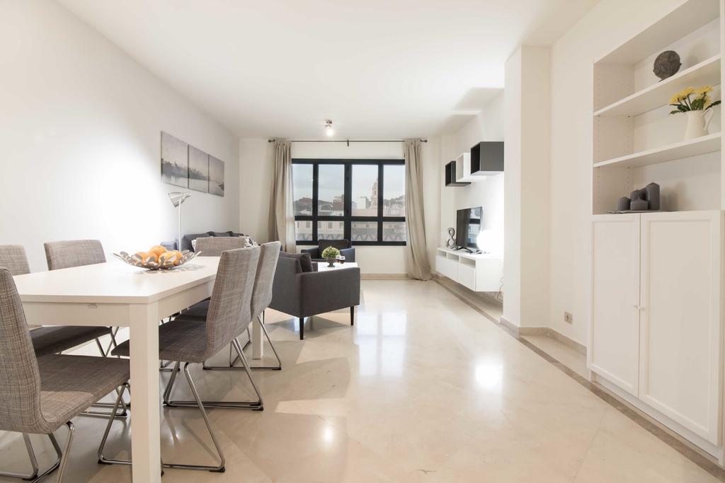 Apartment Center Flat Holidays Atarazanas Market