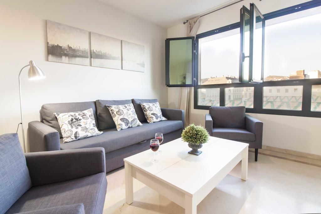Center Flat Holidays Atarazanas Market * Malaga