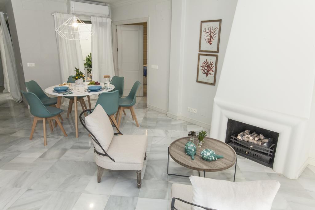 Gr Boutique Picasso Apartment