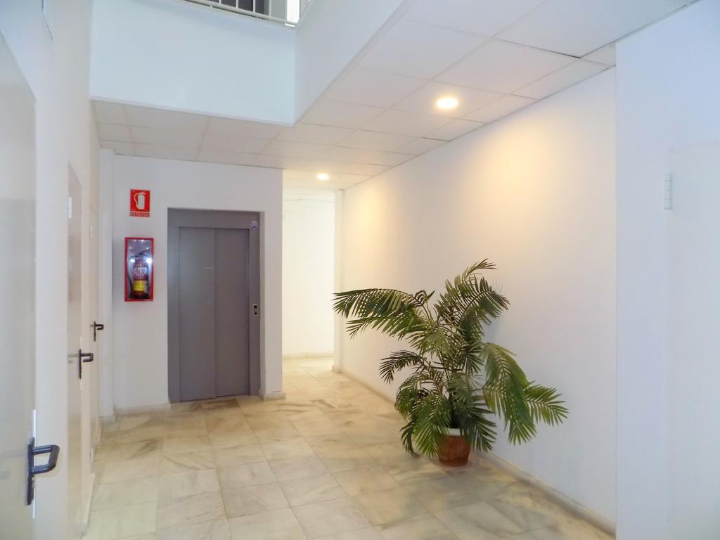 Homes La Merced Apartment *