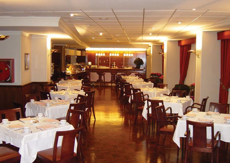 Don Curro Hotel 3*