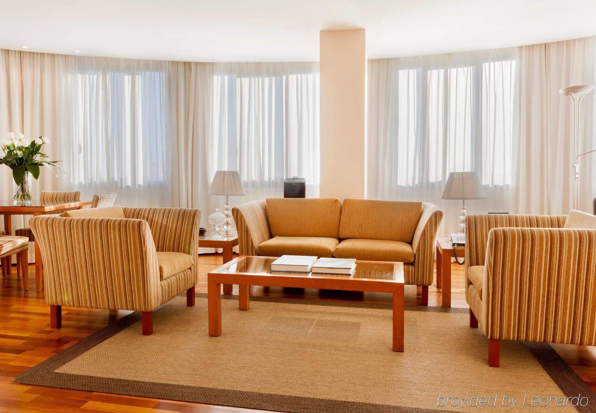 Hotel Ac Palacio By Marriott 4*