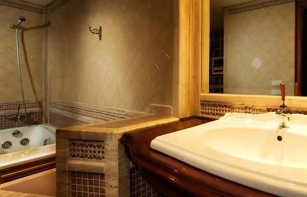 Guest house Casa Miraflores By Urban Living 3*
