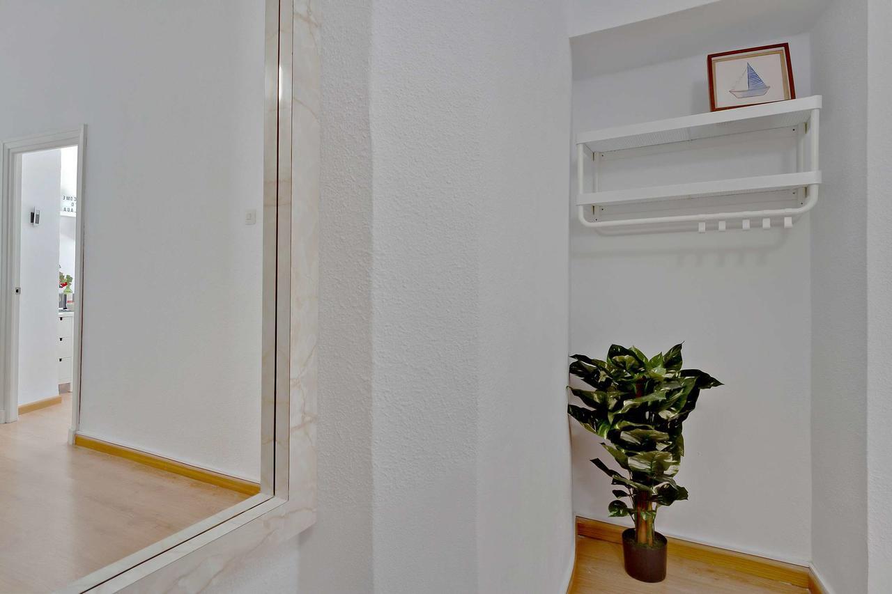 Del Parque Flats - Alvarez Apartment *