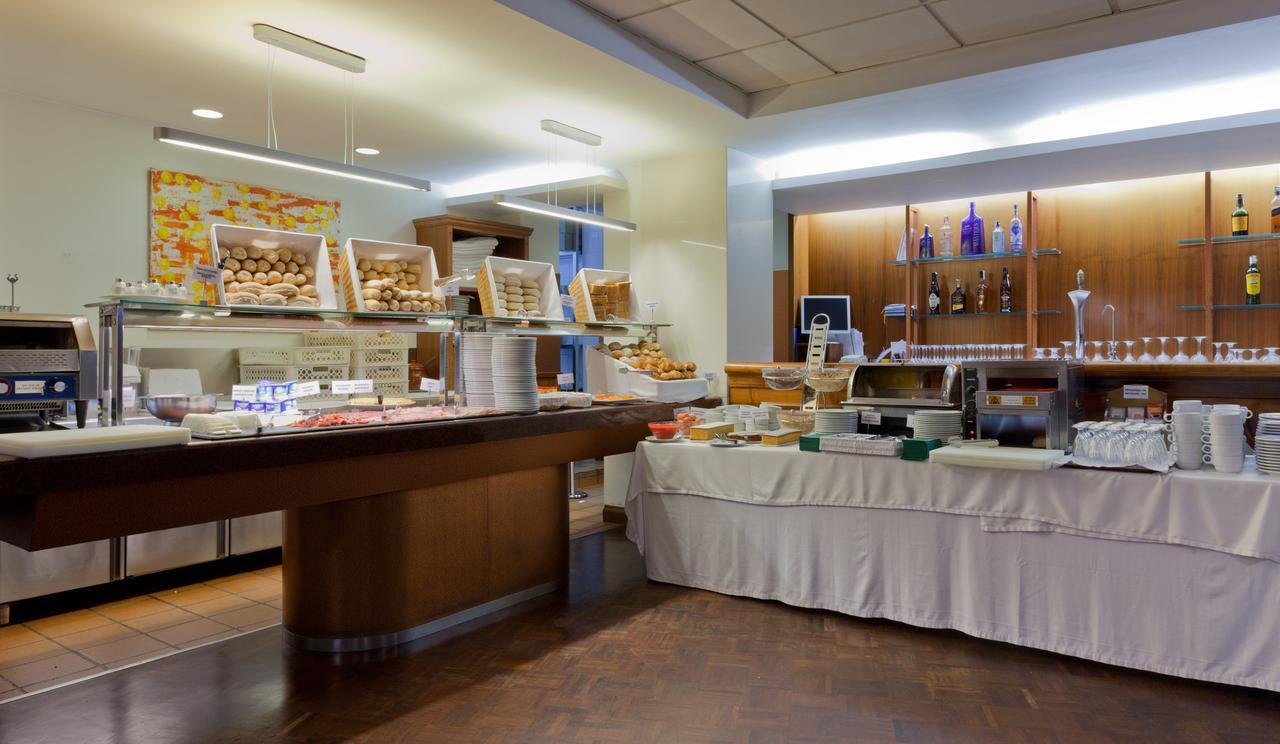 Don Curro Hotel