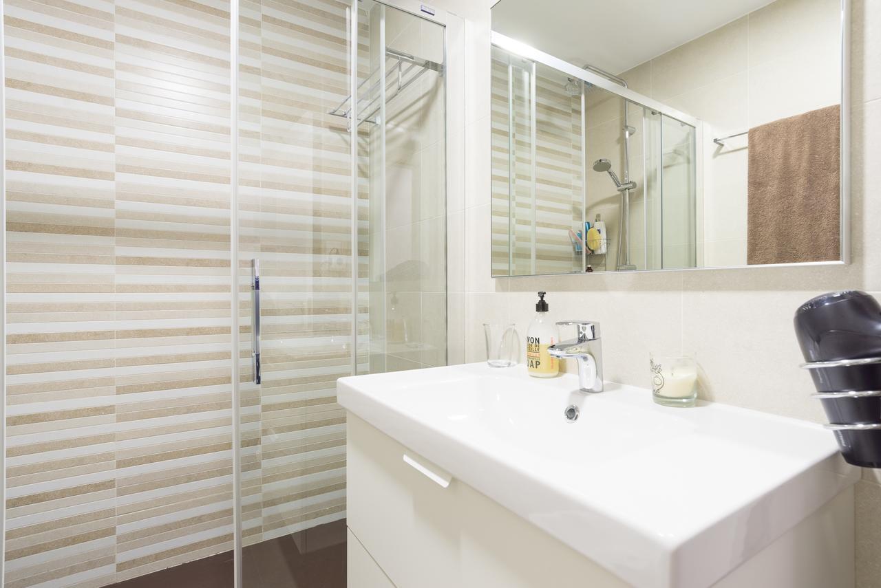 Del Parque Flats Alamos Parrot Apartment Malaga