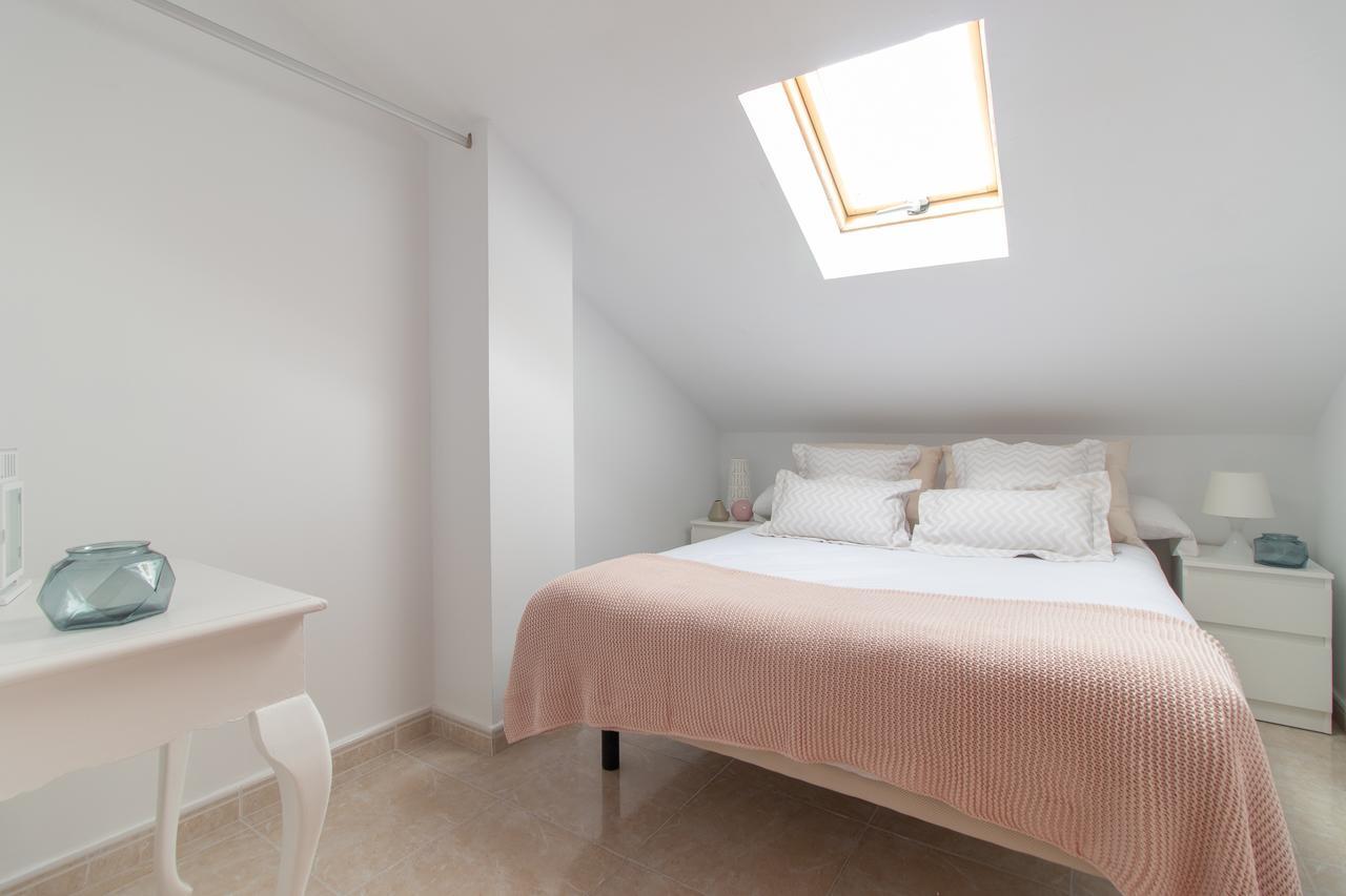 Cosy Central 3 Bedrooms Duplex Apartment *
