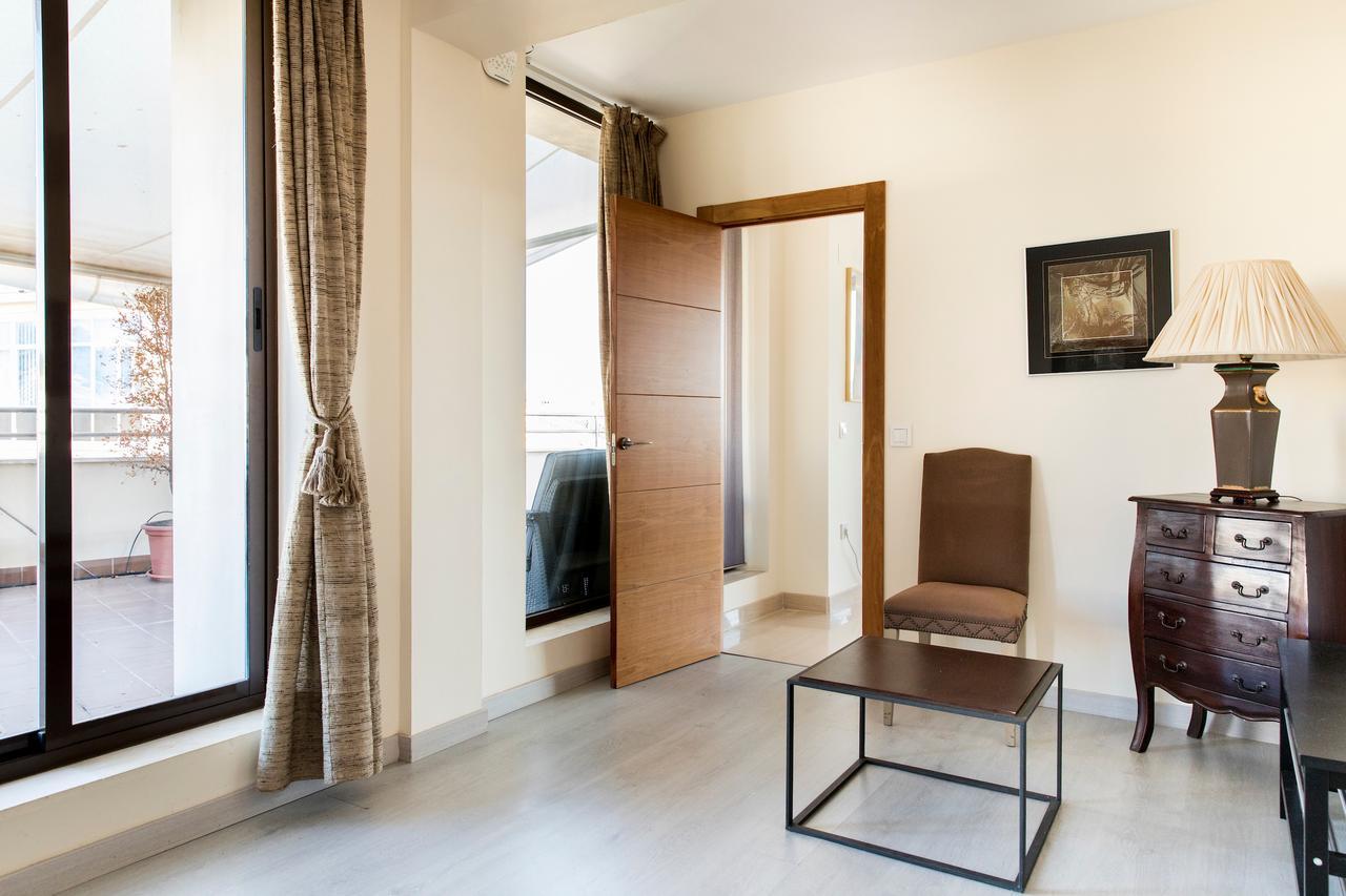 Apartment Larios Suites *