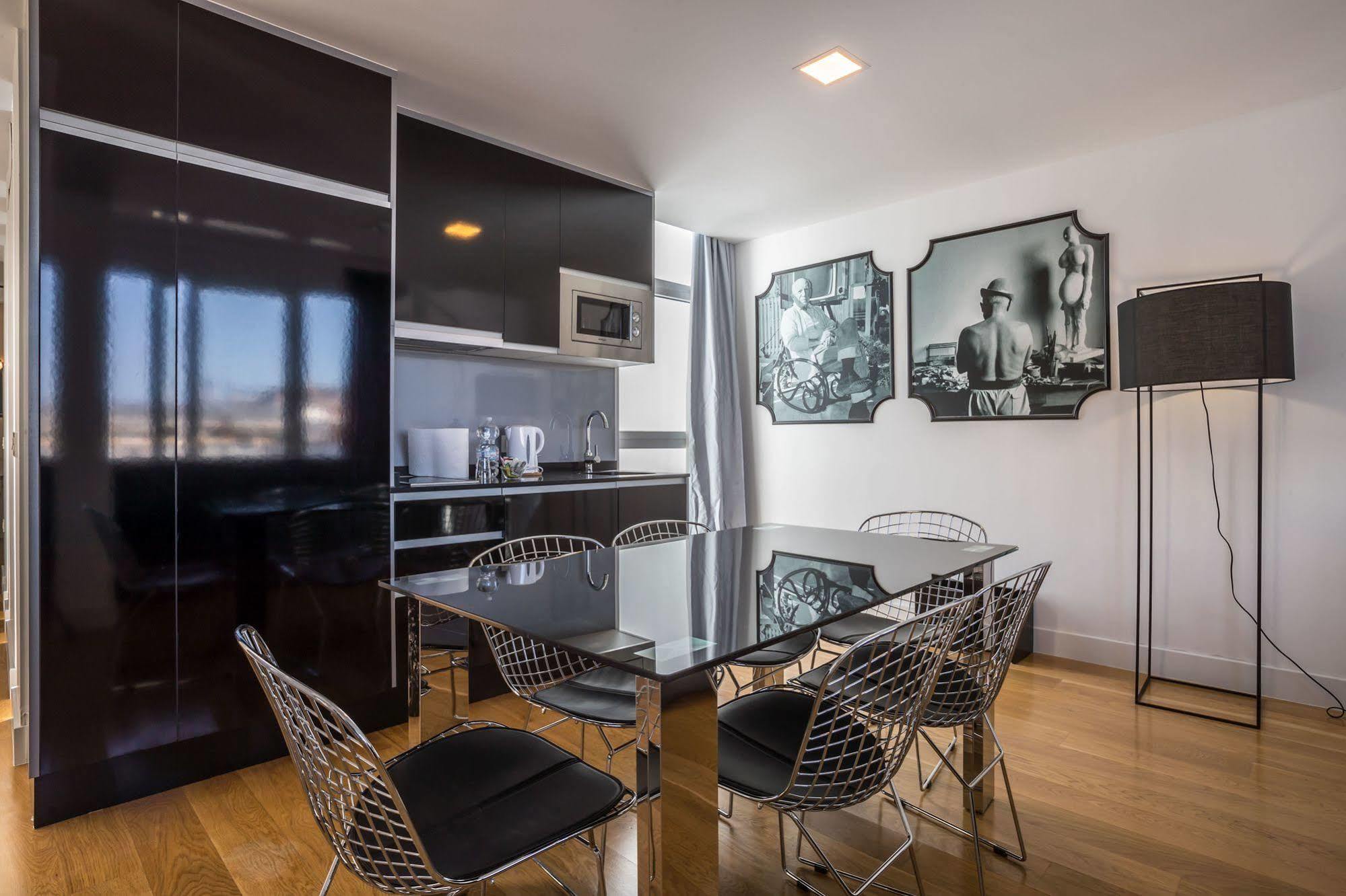 Picasso Apartment