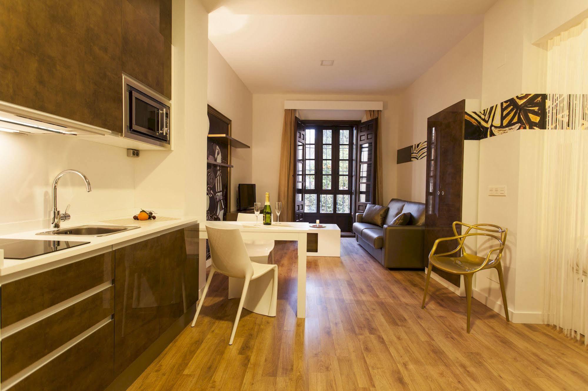 Picasso Apartment *