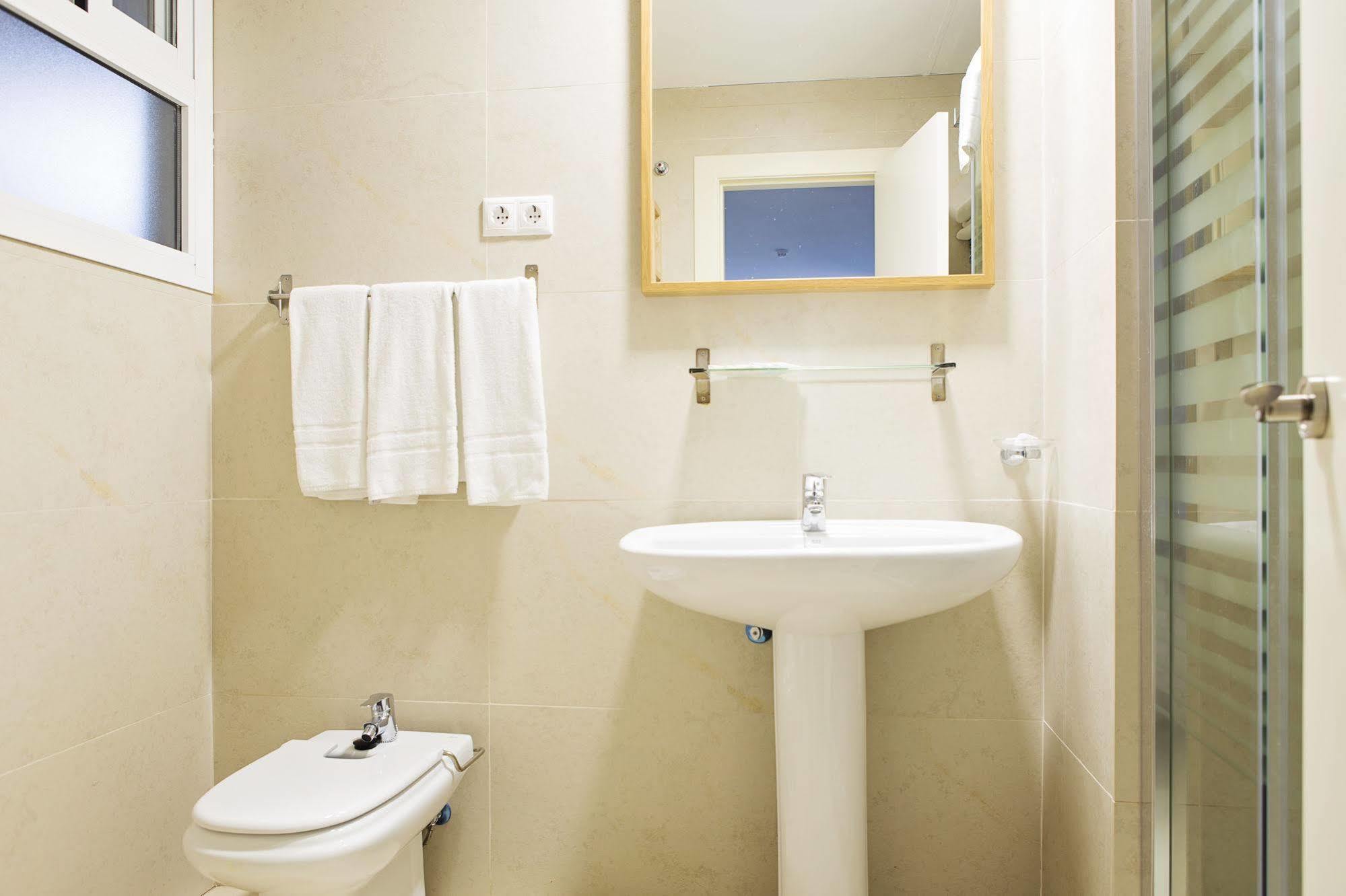 Hotel Eliseos 3*
