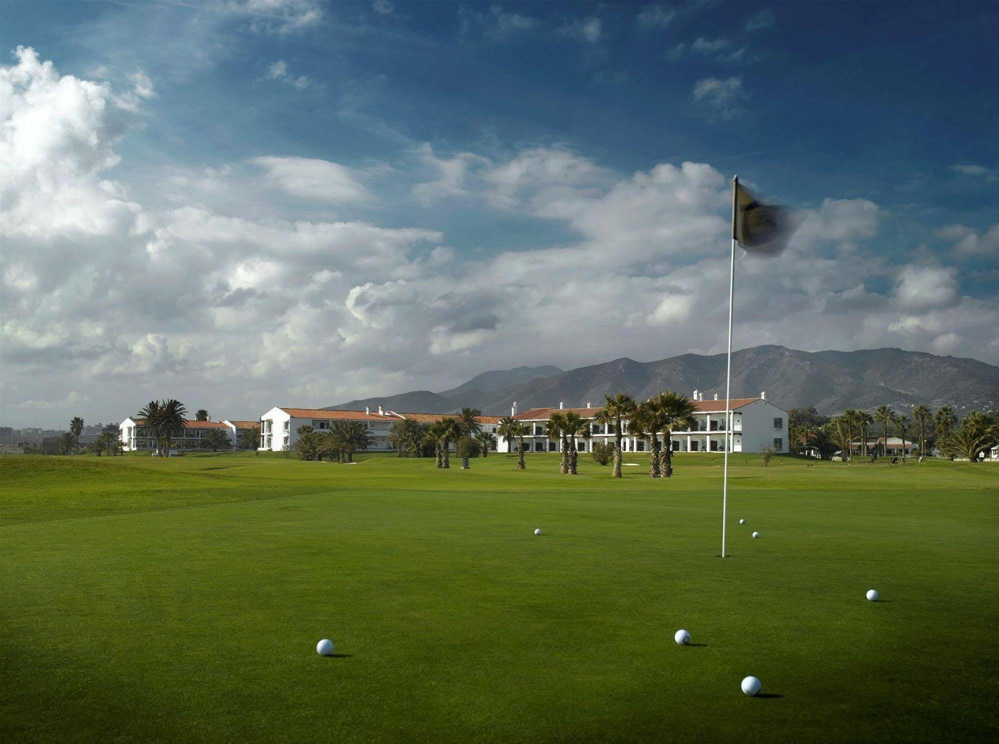 Hotel De Golf 4*