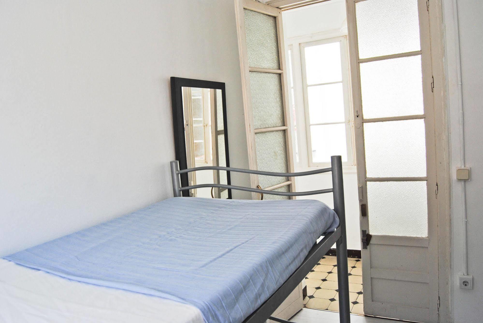 Malaga City Suites Hotel