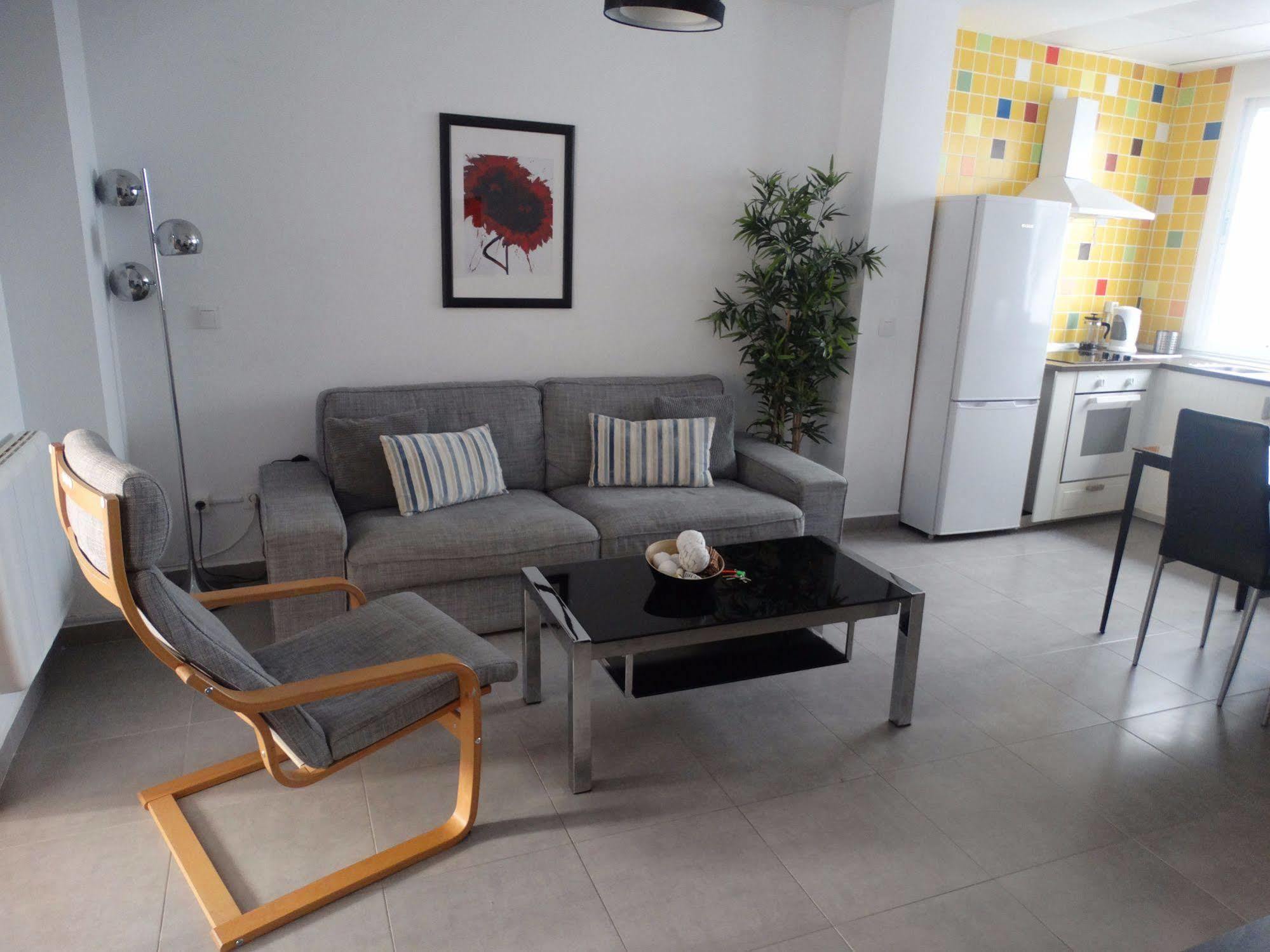 - Nuno Gomez, 24 Apartment Málaga
