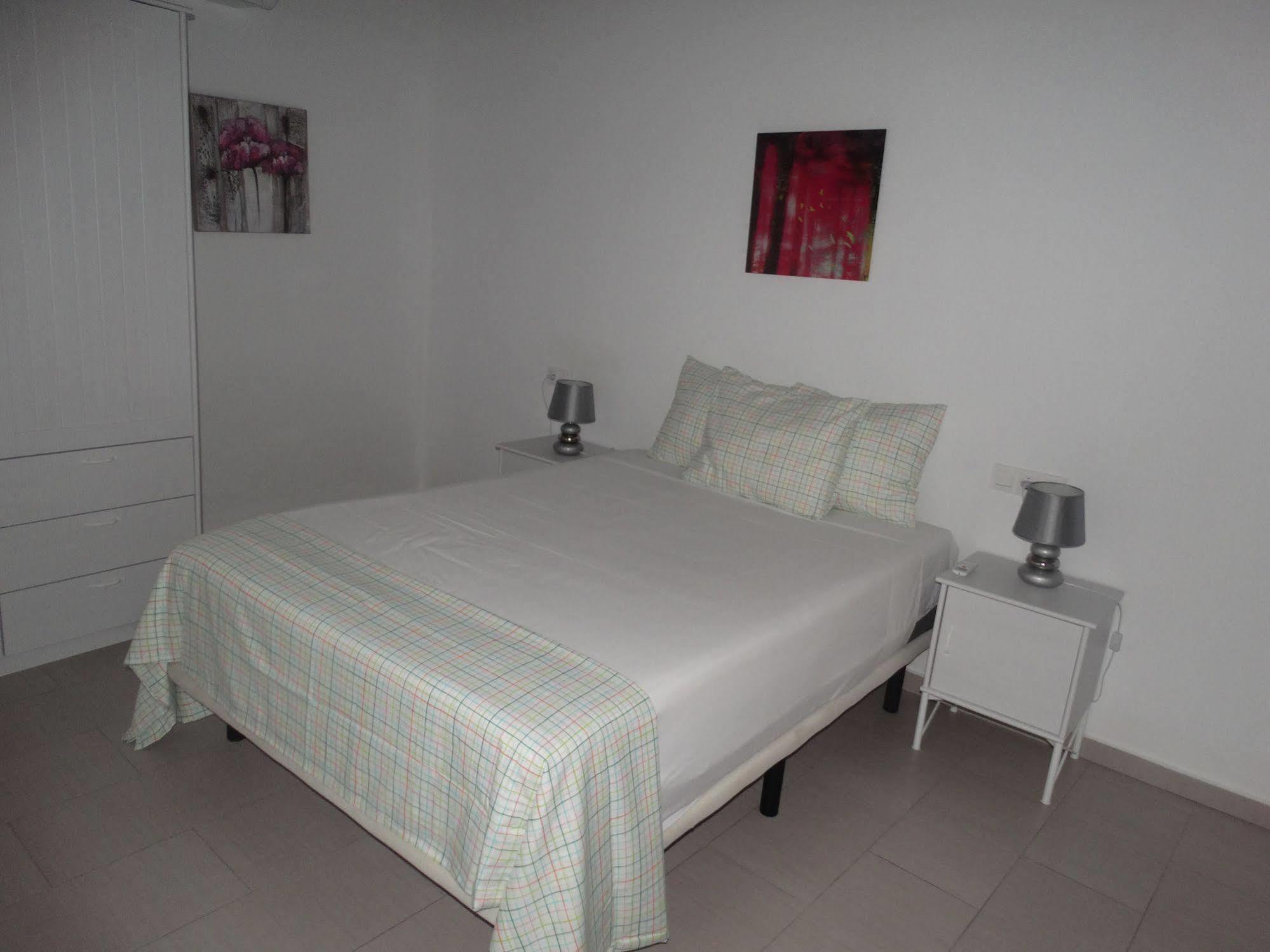 - Nuno Gomez, 24 Apartment Málaga