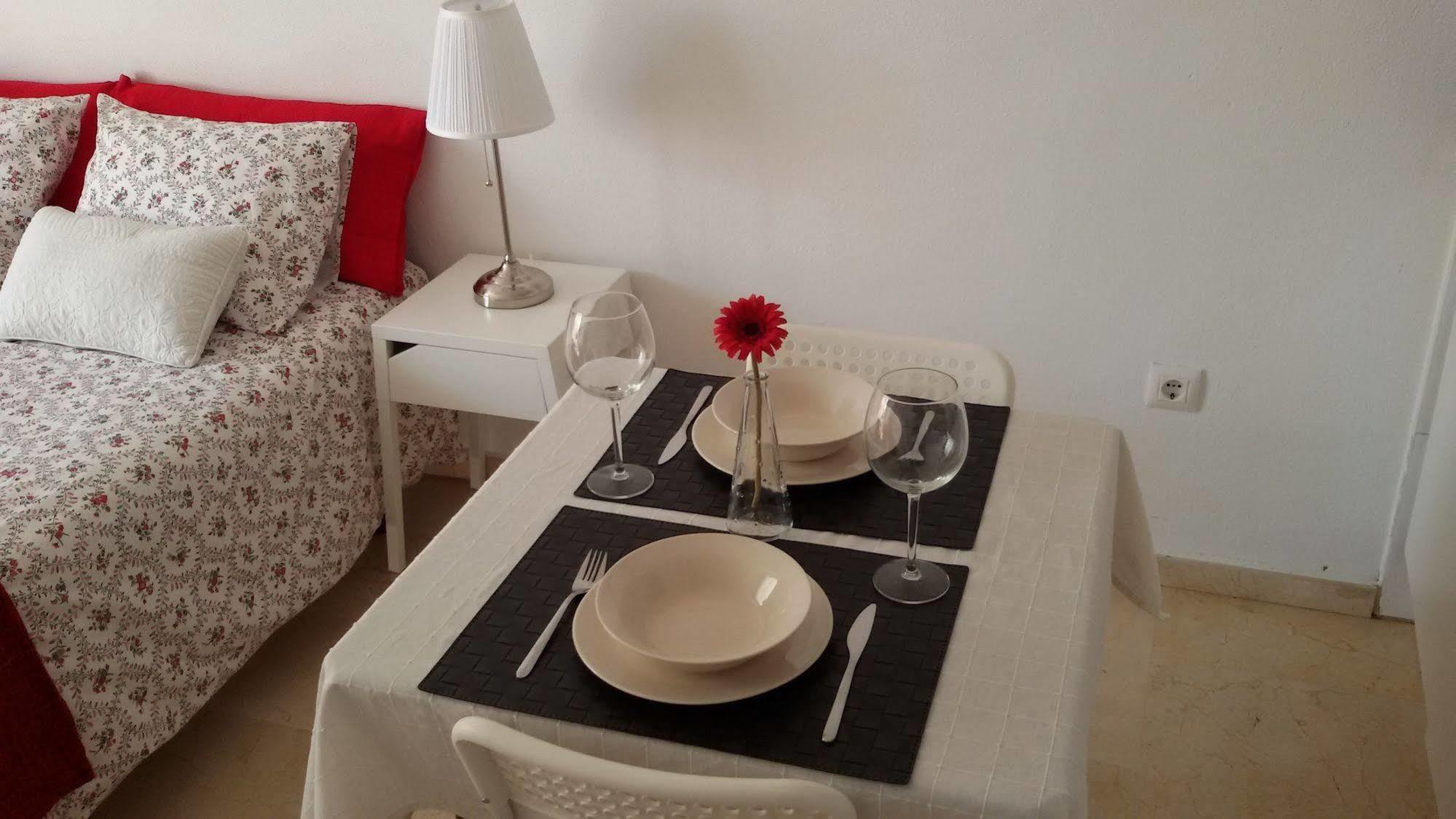 Apartment Fan Flat Mariscal