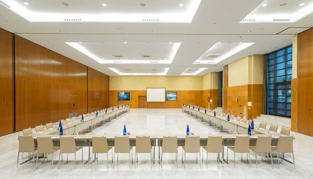 Nh Hotel 4*
