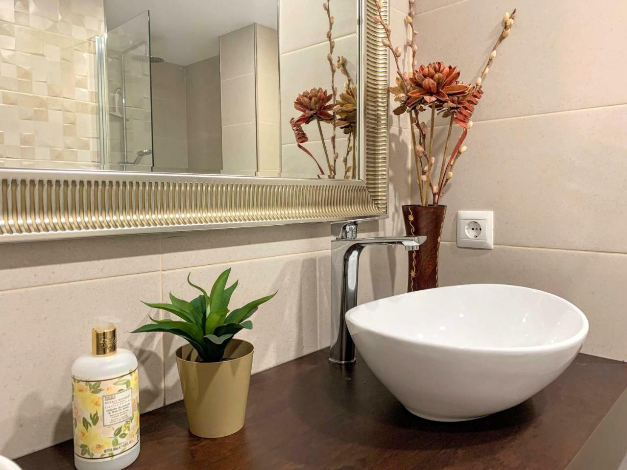 Homely Obispo Con Parking Appartement
