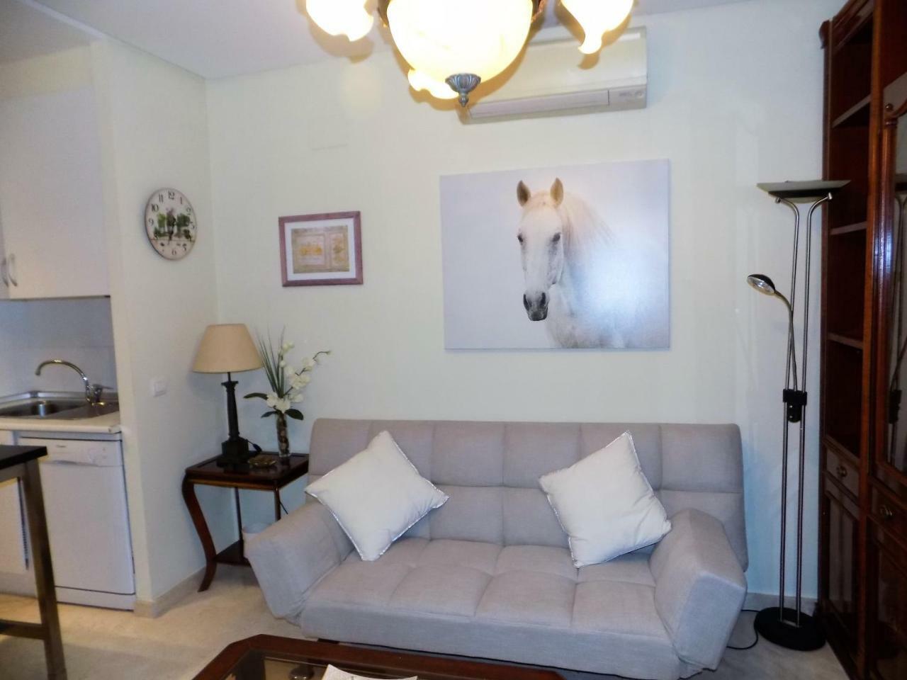 Homes La Merced Apartment