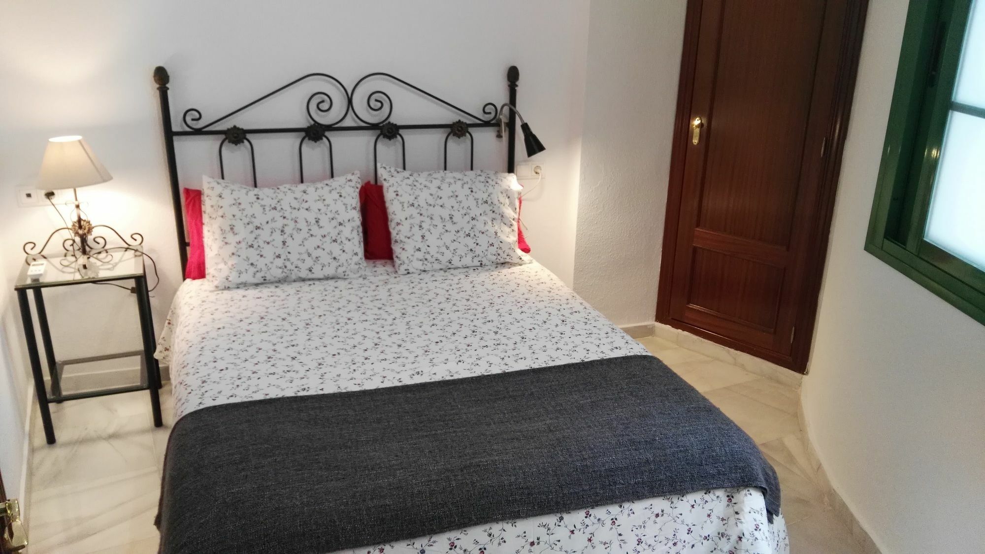 Fan Flat Rosaleda Apartamento