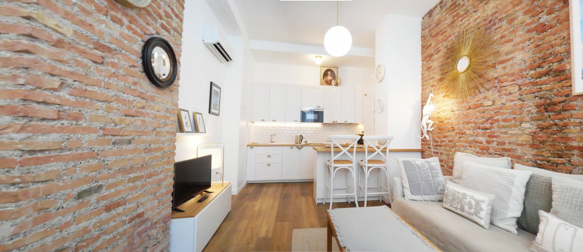 Bhost - Nino Guevara Apartment