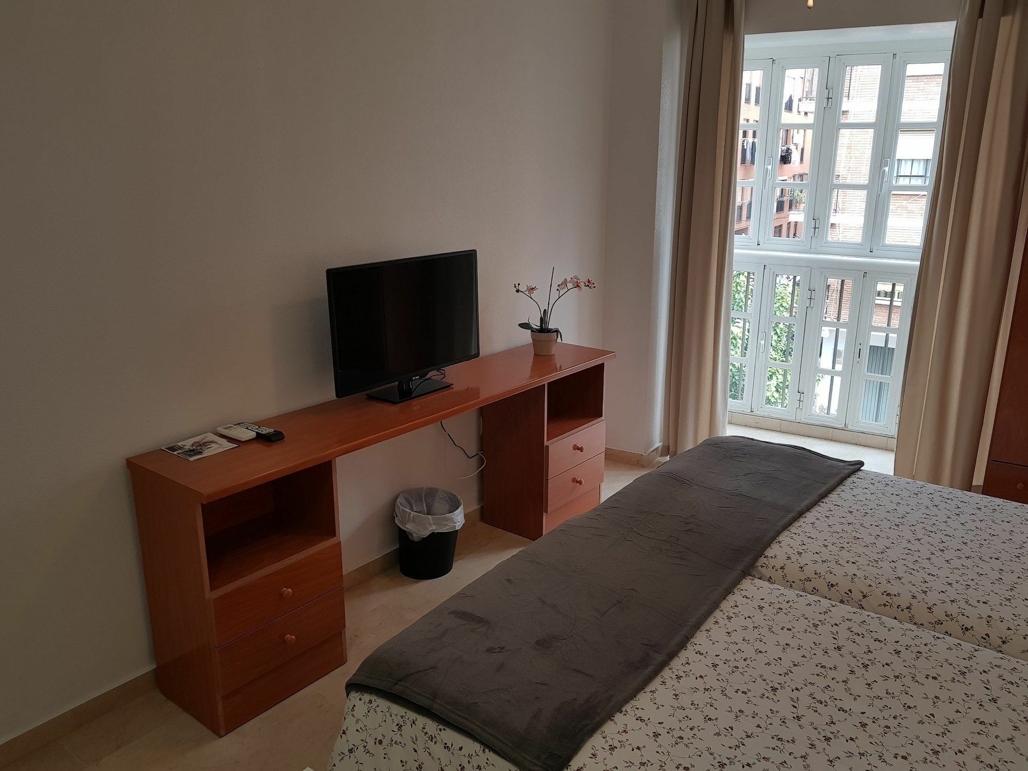 Fan Flat Mariscal Apartment *