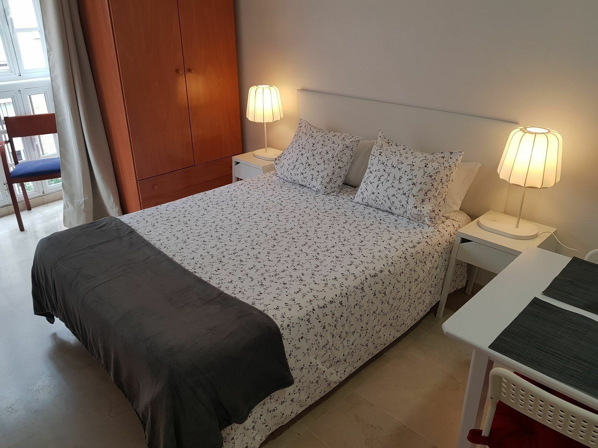 Fan Flat Mariscal Apartment